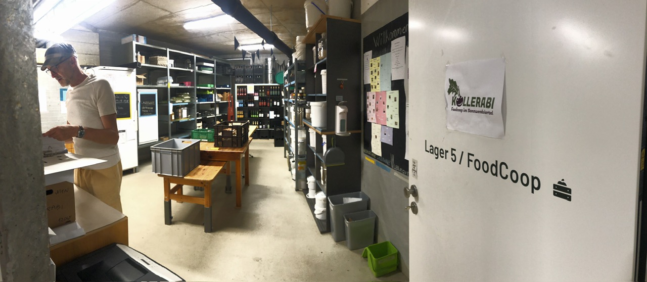 Day 3 – Vienna – my cyclist host Michael shows me the Foodcoop – 08.50 hours