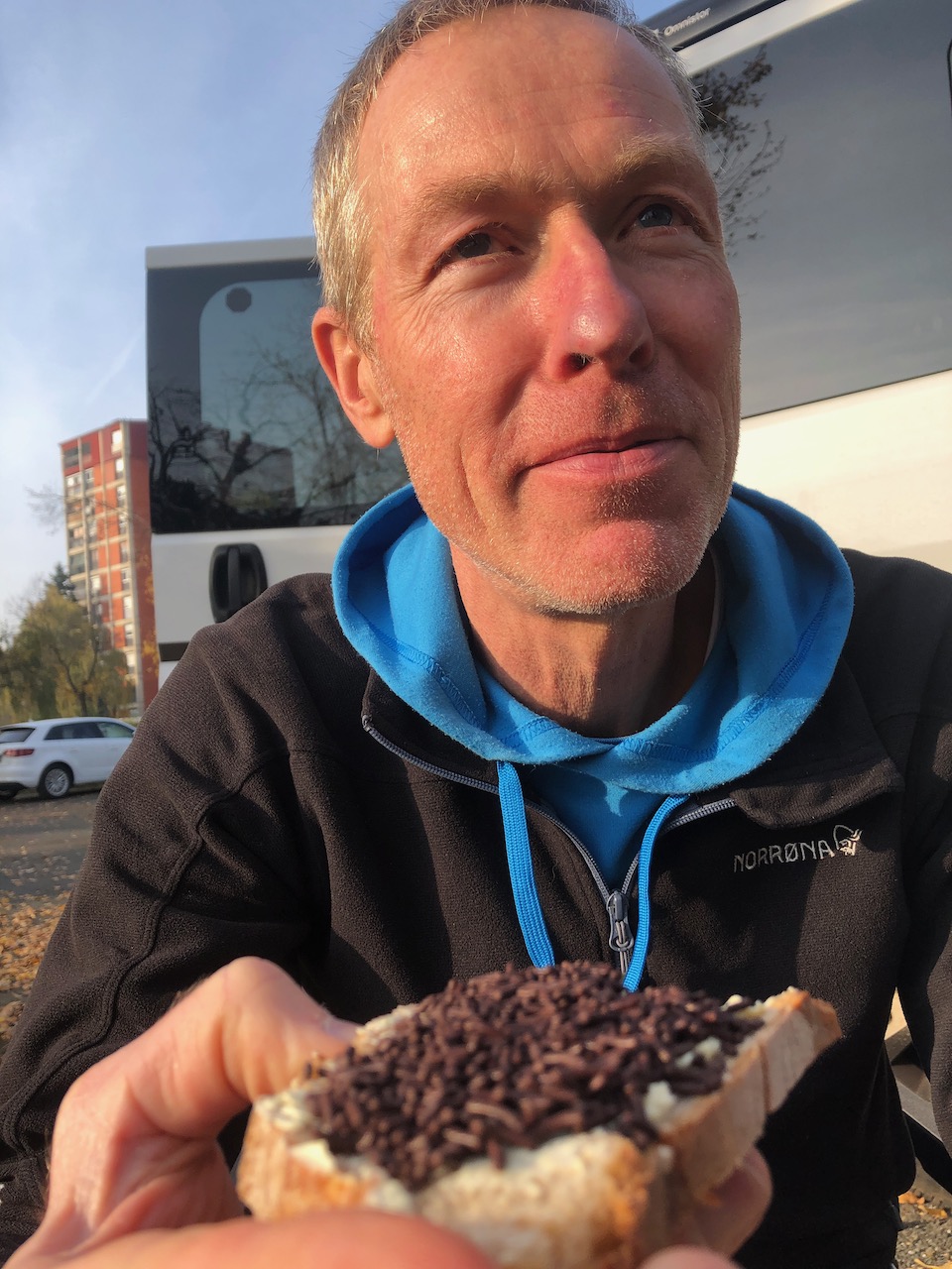 Going Eastern Europe – Peterisms – Zmago – Pop Art House Osenovlag – Scene 6