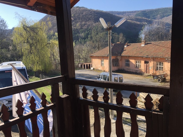 Europareis 55 – april 2026 – scene 9